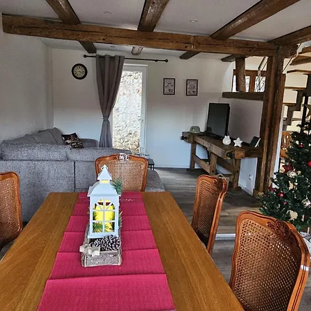 Ferienhaus A La Source